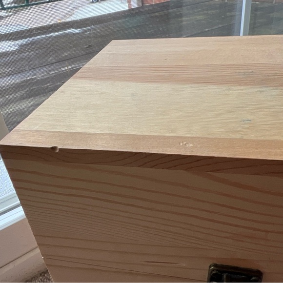 DoTerra Wooden Storage Box Holds 39 Oils and 14 Roller Case for Oil - Picture 4 of 14
